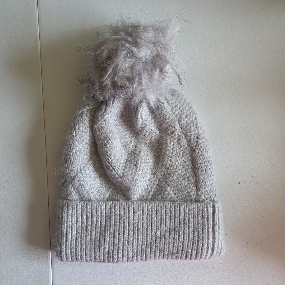 Norla Canada Handmade Alpaca Wool Blend Soft Gray Pom Beanie Cuff Hat